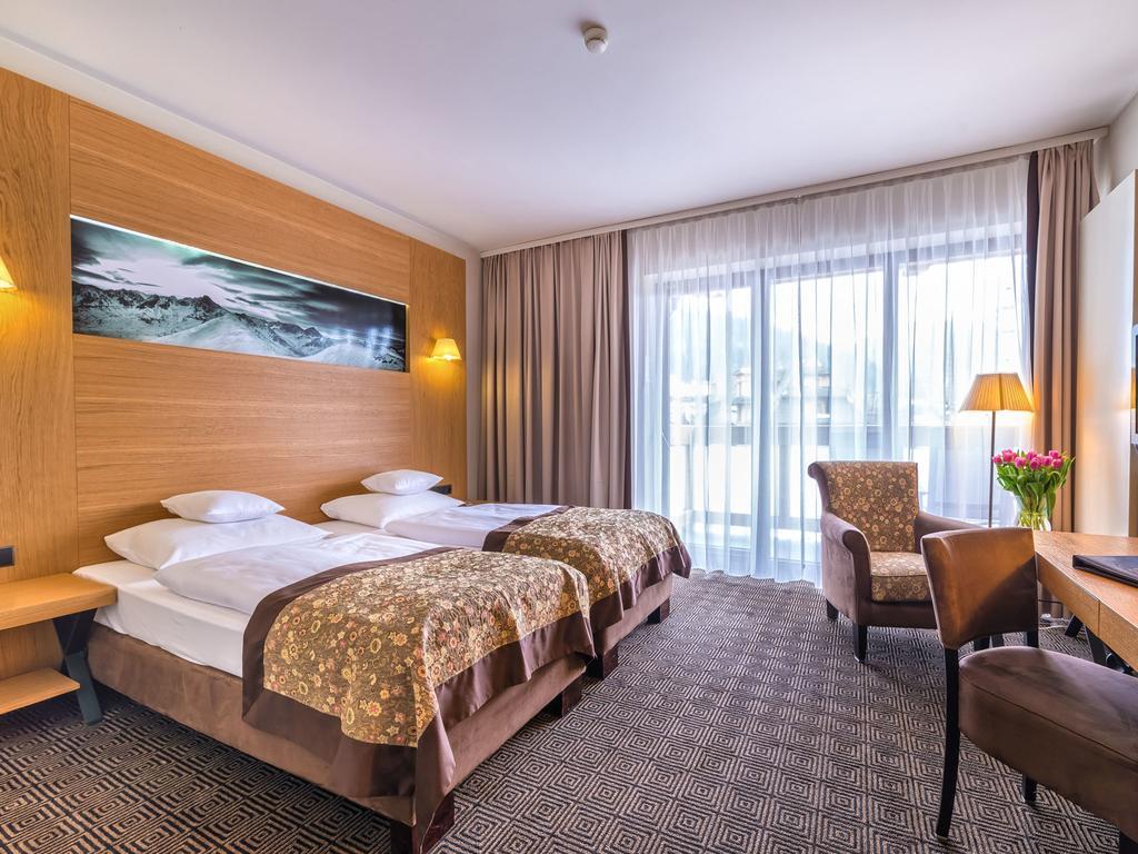 Standard Double or Twin Room with Balcony,120552795:JPEG